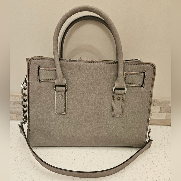 MICHAEL KORS MEDIUM HAMILTON! EUC
$658. Original price - Picture 9 of 12